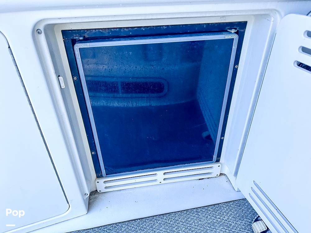 Slide: The Image of Fridge - Cockpit - 20