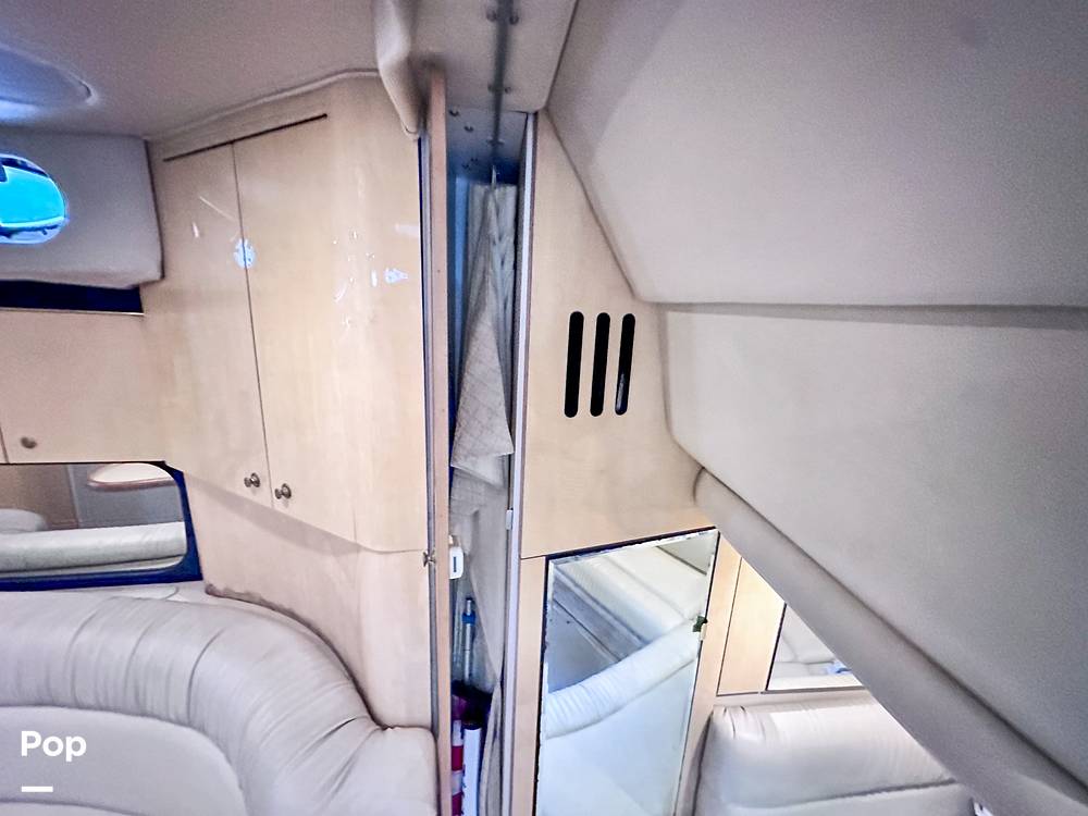 Slide: The Image of Sea Ray 380 Sundancer 2000 - 23
