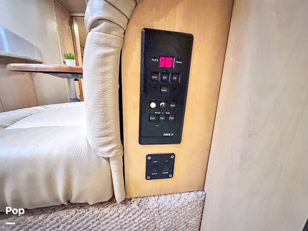 Slide: The Image of Sea Ray 380 Sundancer 2000 - 24