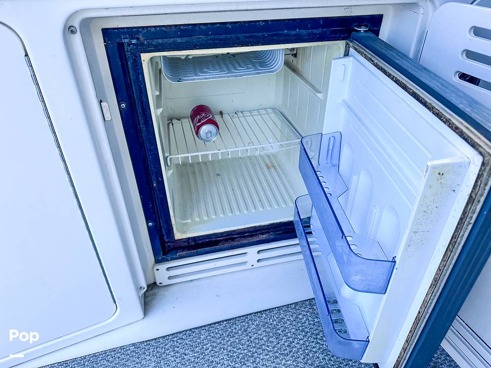 Slide: The Image of Fridge - Cockpit - 29