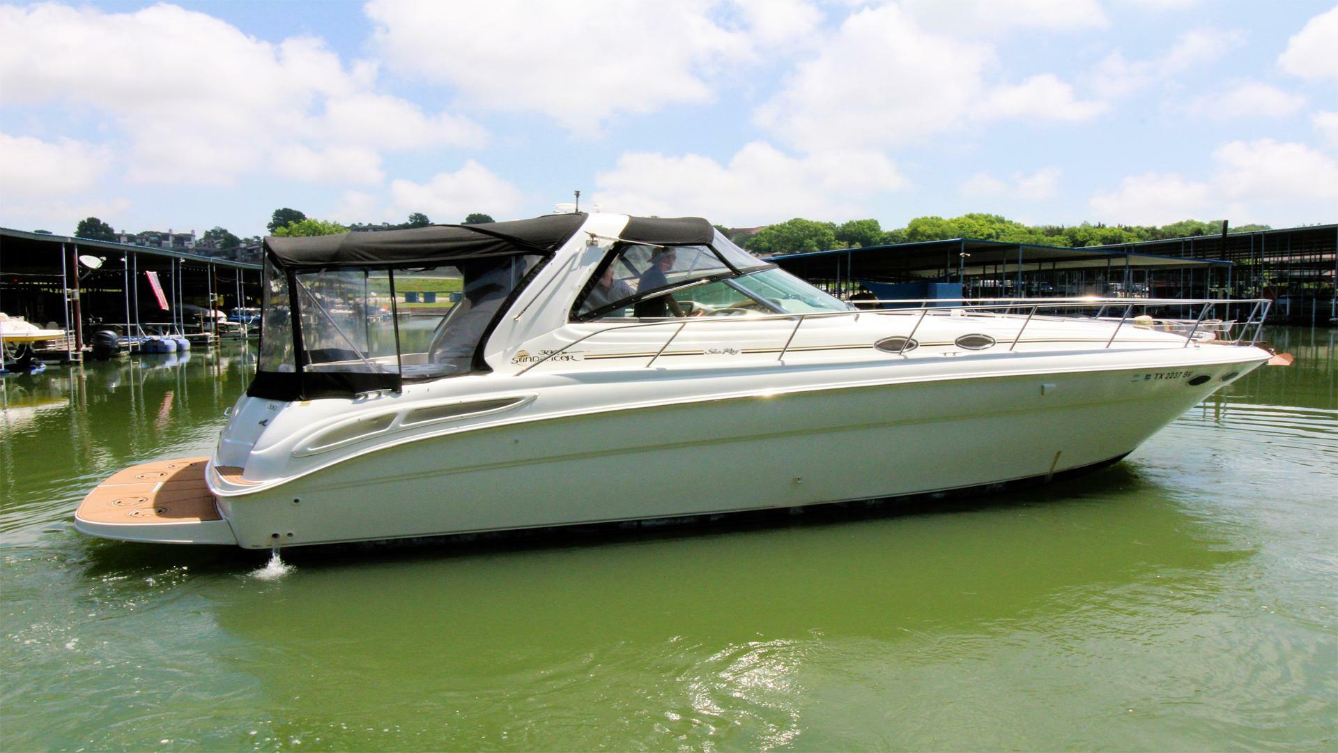 Slide: The Image of 2000 Sea Ray 380 Sundancer - 4339409