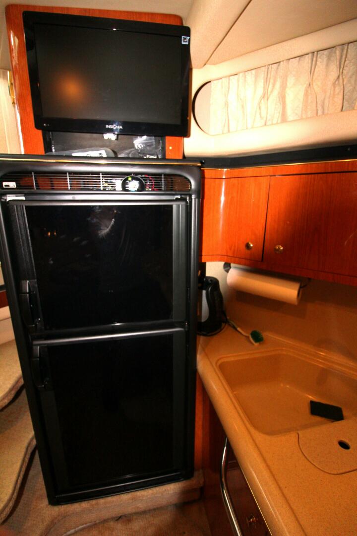Slide: The Image of 2000 Sea Ray 380 Sundancer - 4339556
