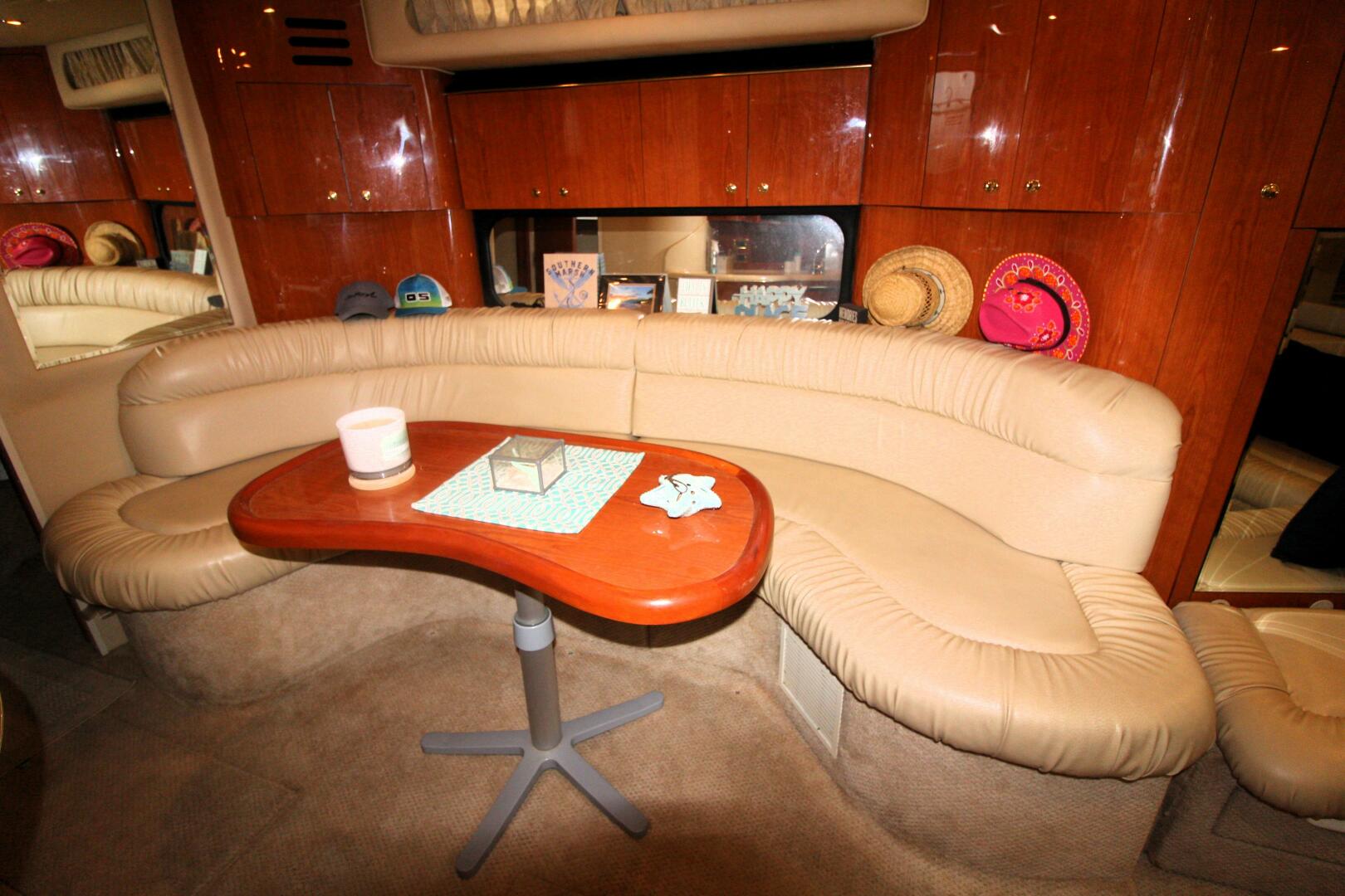Slide: The Image of 2000 Sea Ray 380 Sundancer - 4339563