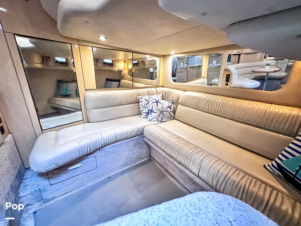 Slide: The Image of Sea Ray 380 Sundancer 2000 - 46