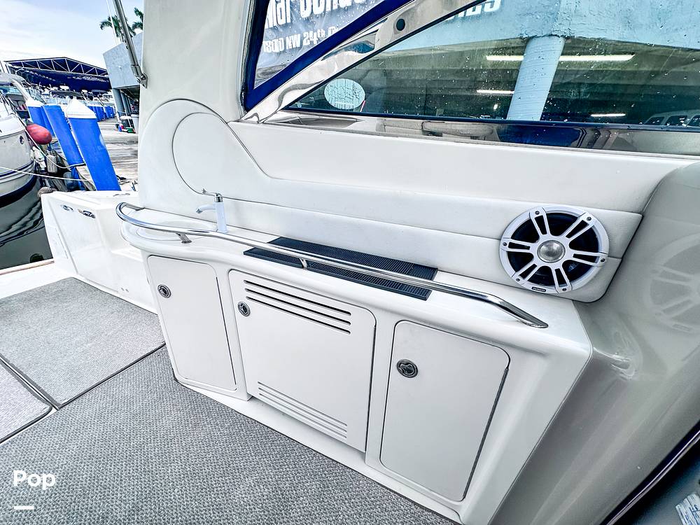 Slide: The Image of Sea Ray 380 Sundancer 2000 - 5
