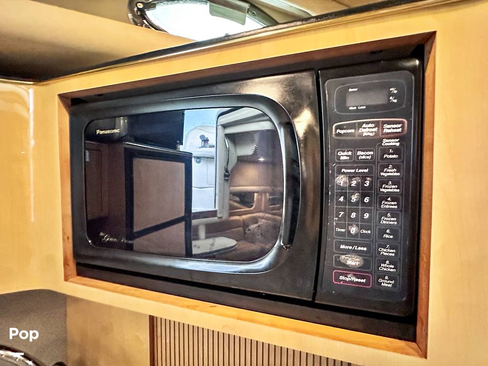 Slide: The Image of Sea Ray 380 Sundancer 2000 - 57