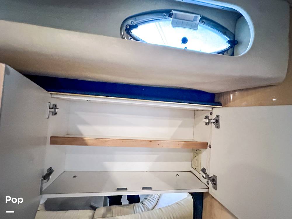 Slide: The Image of Sea Ray 380 Sundancer 2000 - 71