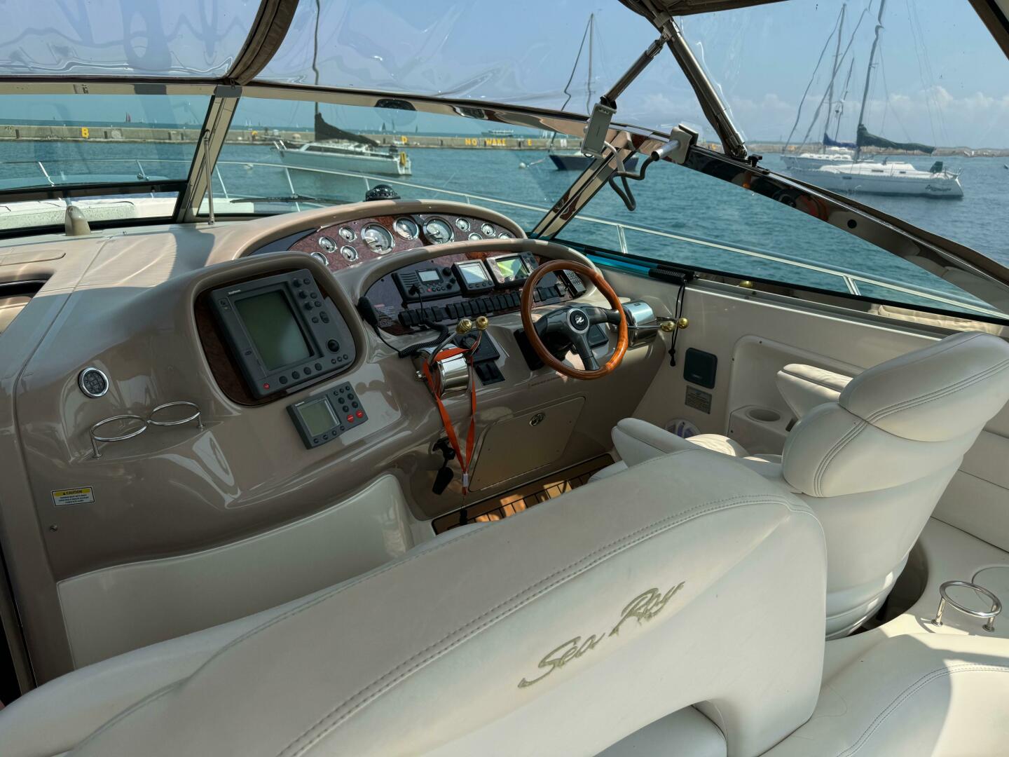 Slide: The Image of Sea Ray 380 Sundancer 2001 - 4524402