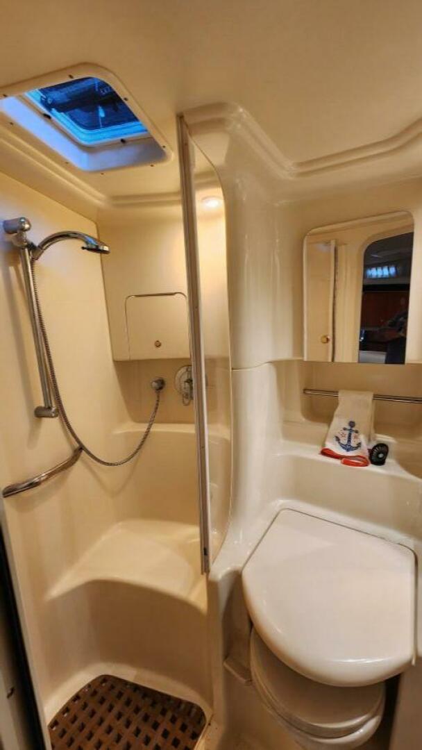 Slide: The Image of 2001 Sea Ray 380 Sundancer "Final Final" - 4569750