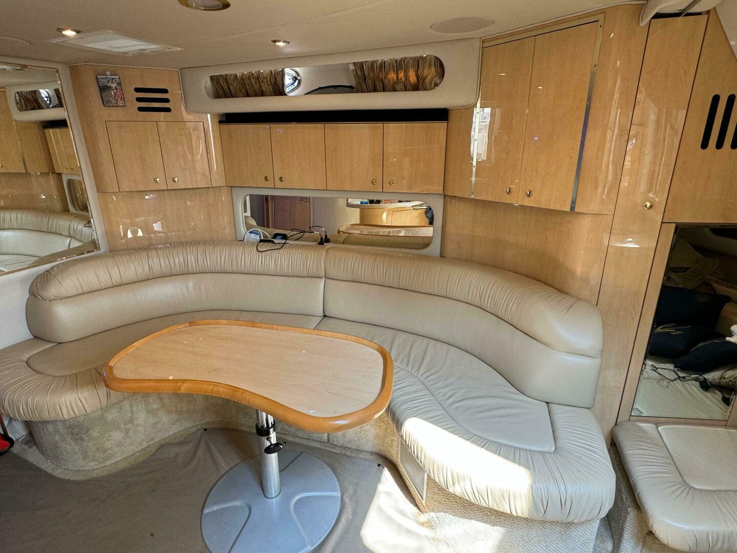 Slide: The Image of Sea Ray 380 Sundancer 2001 - 4524419