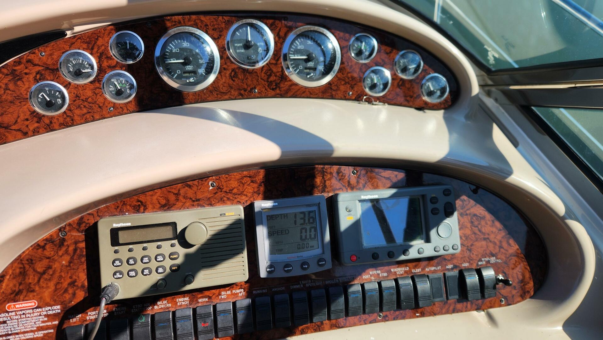 Slide: The Image of 2001 Sea Ray 380 Sundancer "Final Final" - 4569755