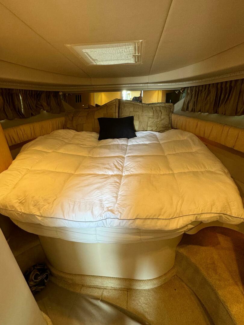 Slide: The Image of Sea Ray 380 Sundancer 2001 - 4524424