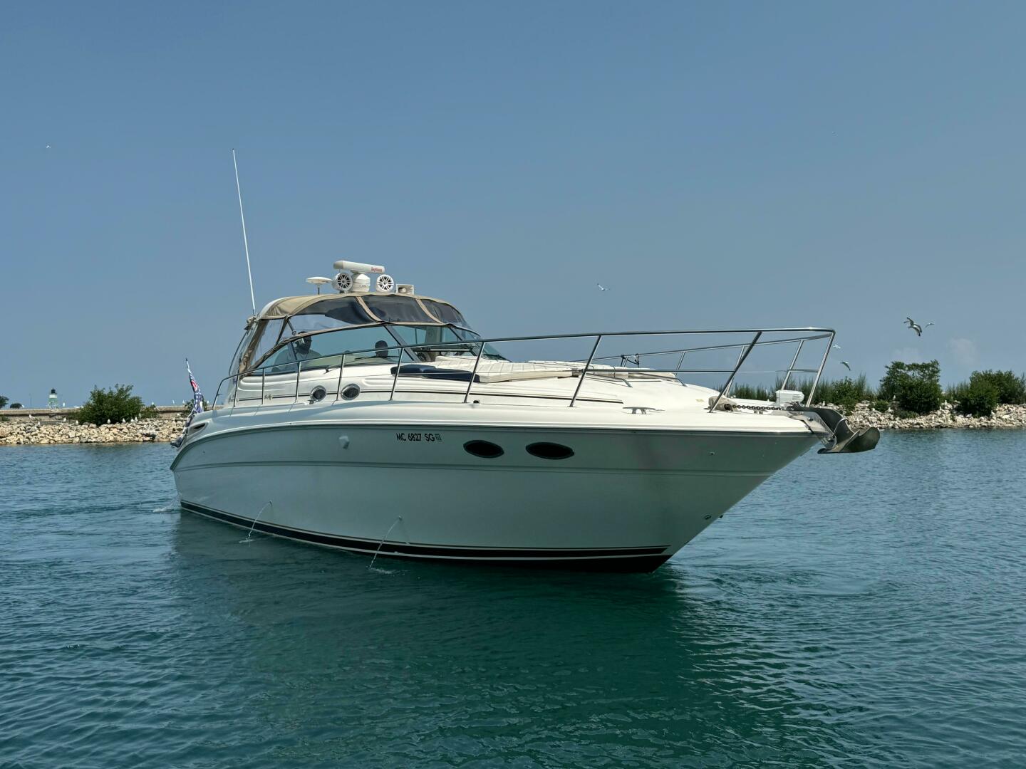 Slide: The Image of Sea Ray 380 Sundancer 2001 - 4524384