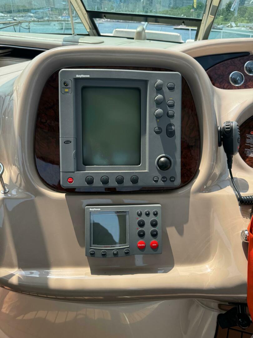 Slide: The Image of Sea Ray 380 Sundancer 2001 - 4524465