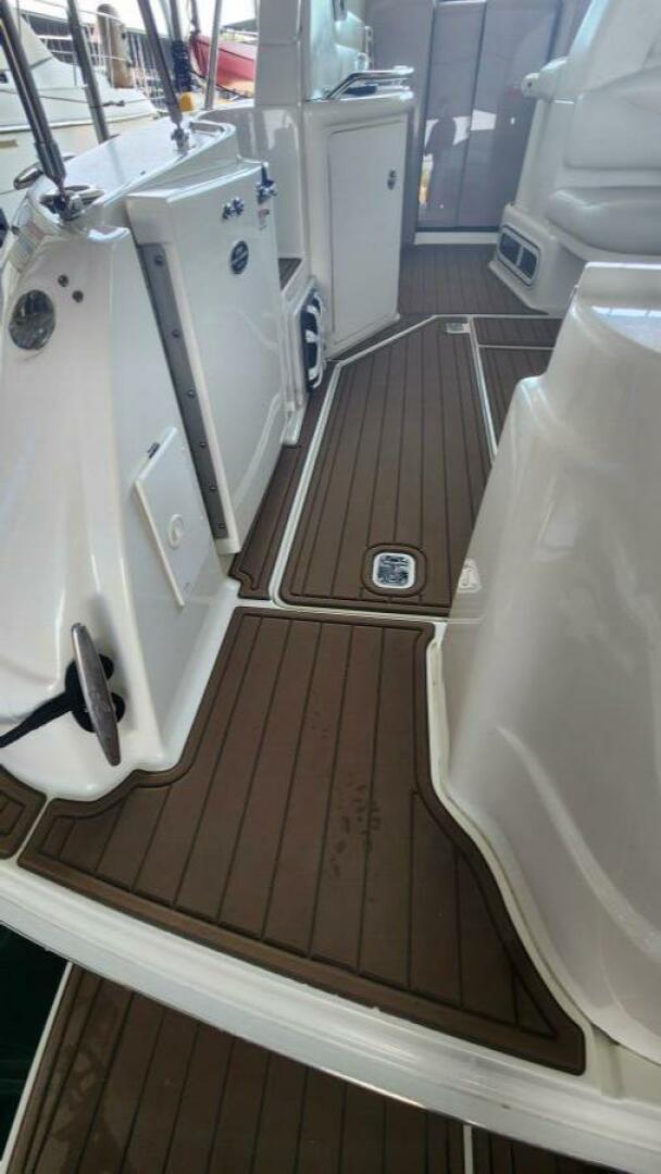 Slide: The Image of 2001 Sea Ray 380 Sundancer "Final Final" - 4569791