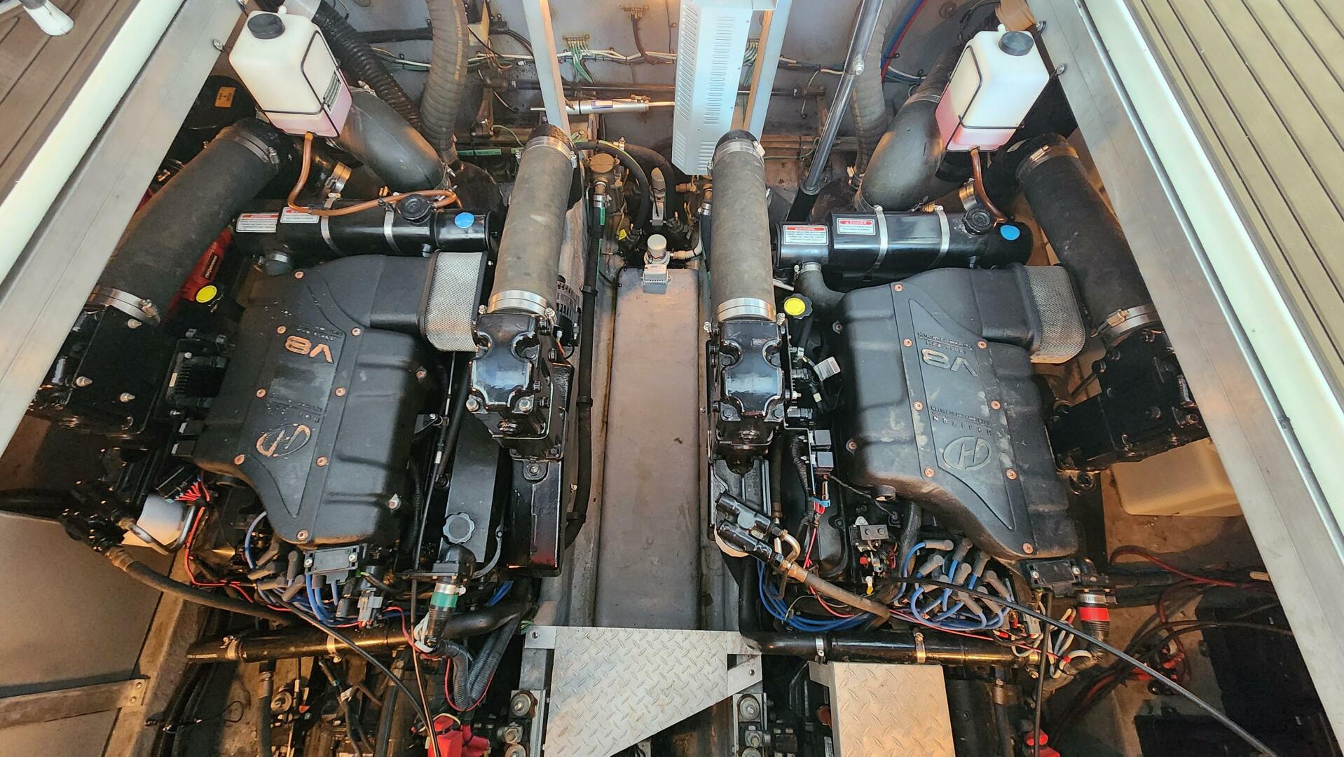 Slide: The Image of 2001 Sea Ray 380 Sundancer "Final Final" - 4569792