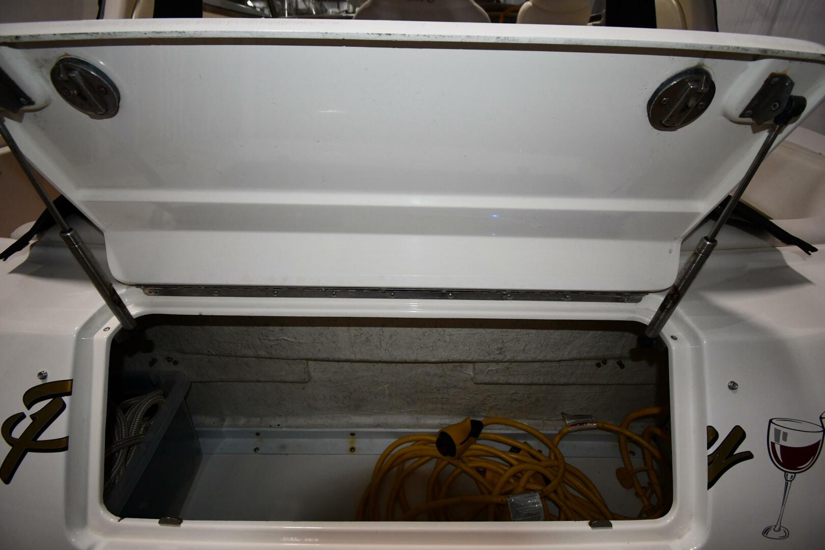 Slide: The Image of Sea Ray 380 Sundancer 2001 - 5201594