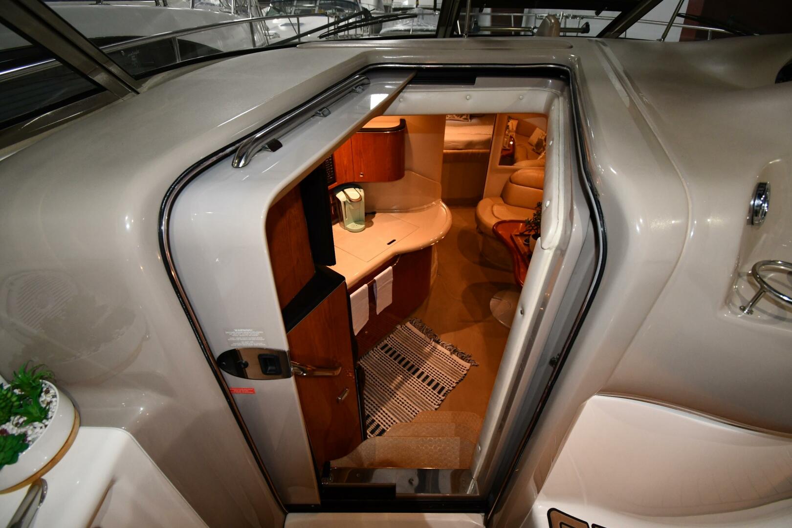 Slide: The Image of Sea Ray 380 Sundancer 2001 - 5201601