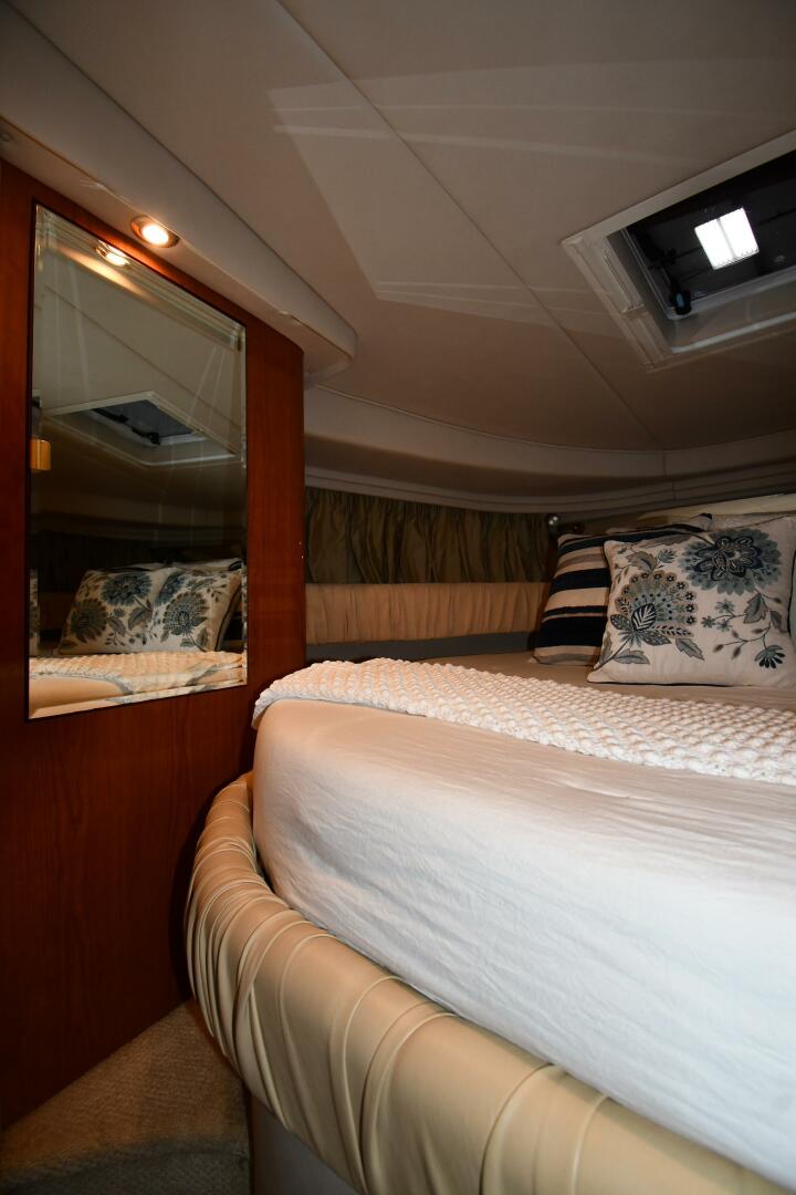 Slide: The Image of Sea Ray 380 Sundancer 2001 - 5201605