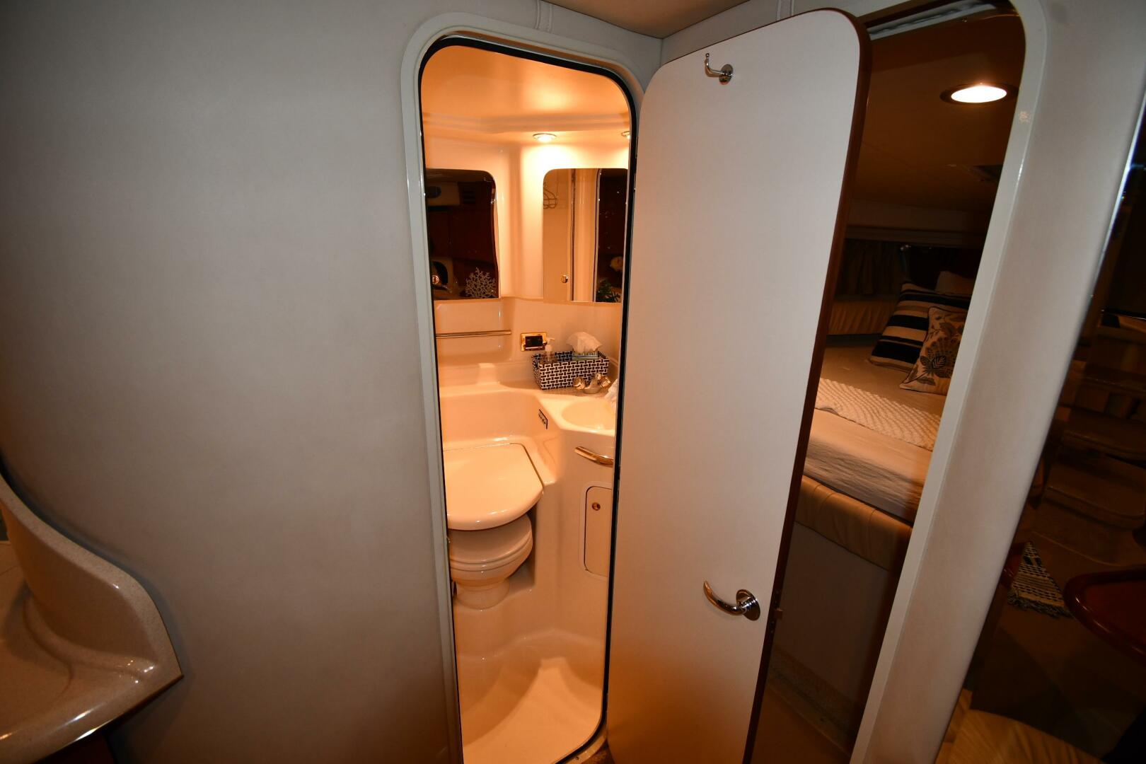 Slide: The Image of Sea Ray 380 Sundancer 2001 - 5201609