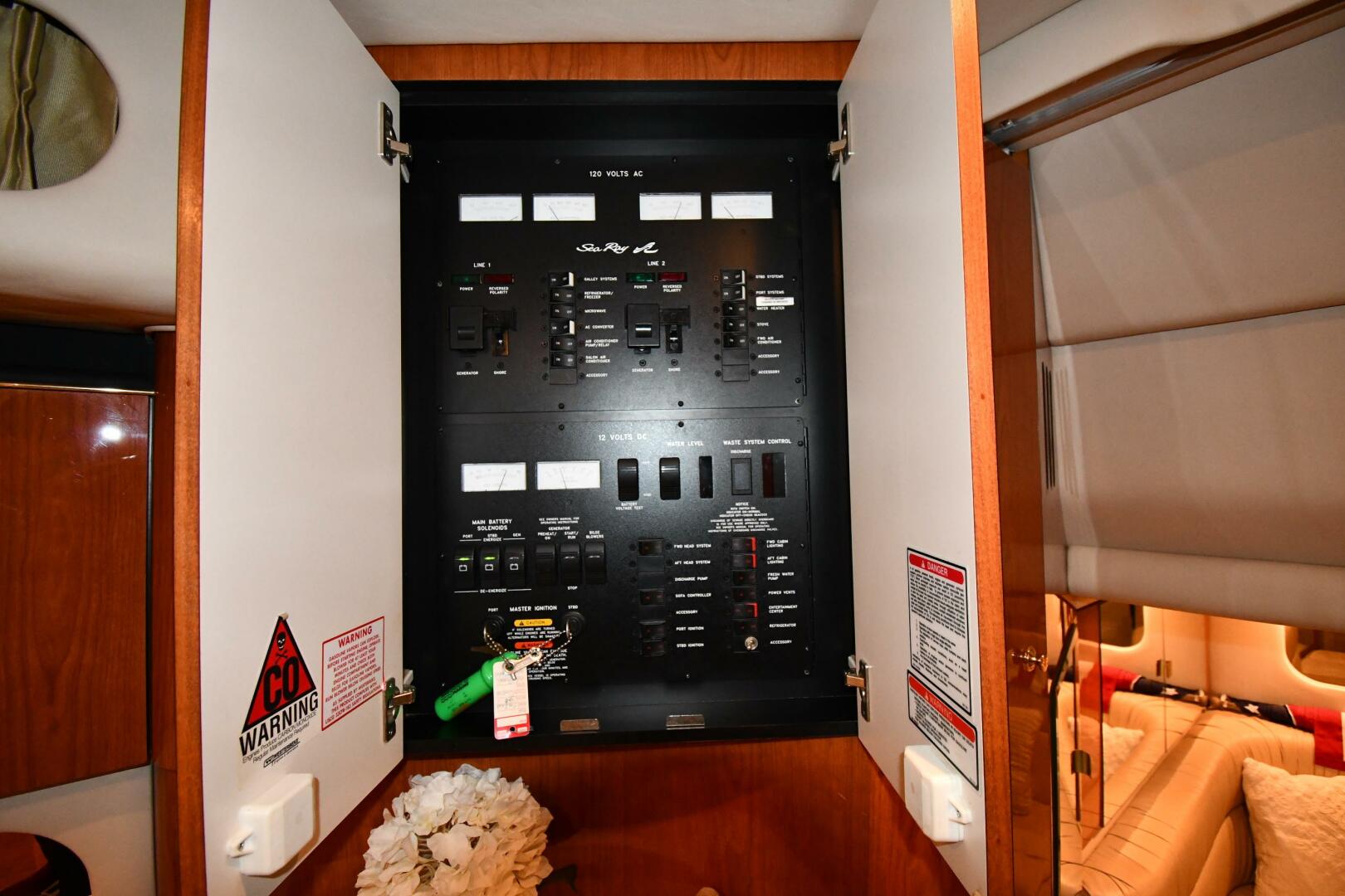 Slide: The Image of Sea Ray 380 Sundancer 2001 - 5201646