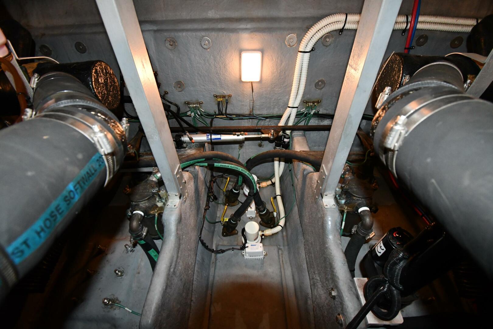 Slide: The Image of Sea Ray 380 Sundancer 2001 - 5201655