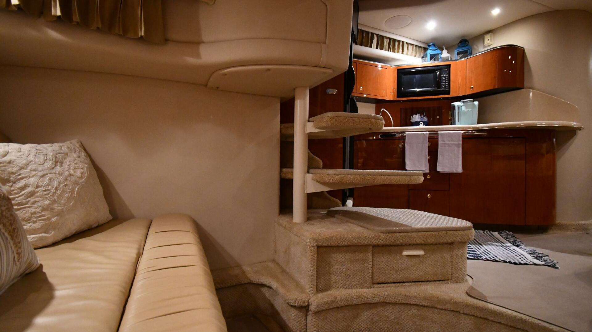 Slide: The Image of Sea Ray 380 Sundancer 2001 - 5201642