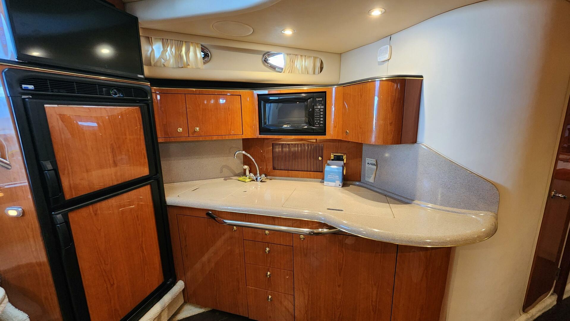 Slide: The Image of 2001 Sea Ray 380 Sundancer "Final Final" - 4569735