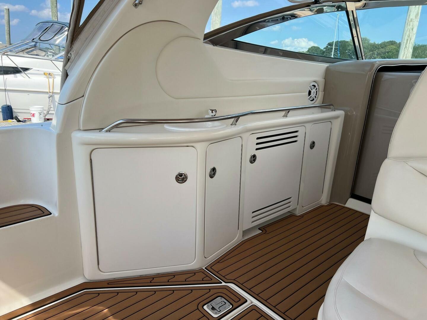 Slide: The Image of Sea Ray 380 Sundancer 2002 - 4714794
