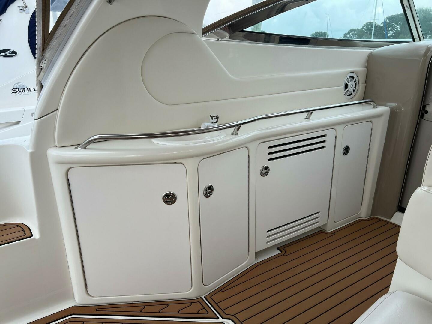 Slide: The Image of Sea Ray 380 Sundancer 2002 - 4714798