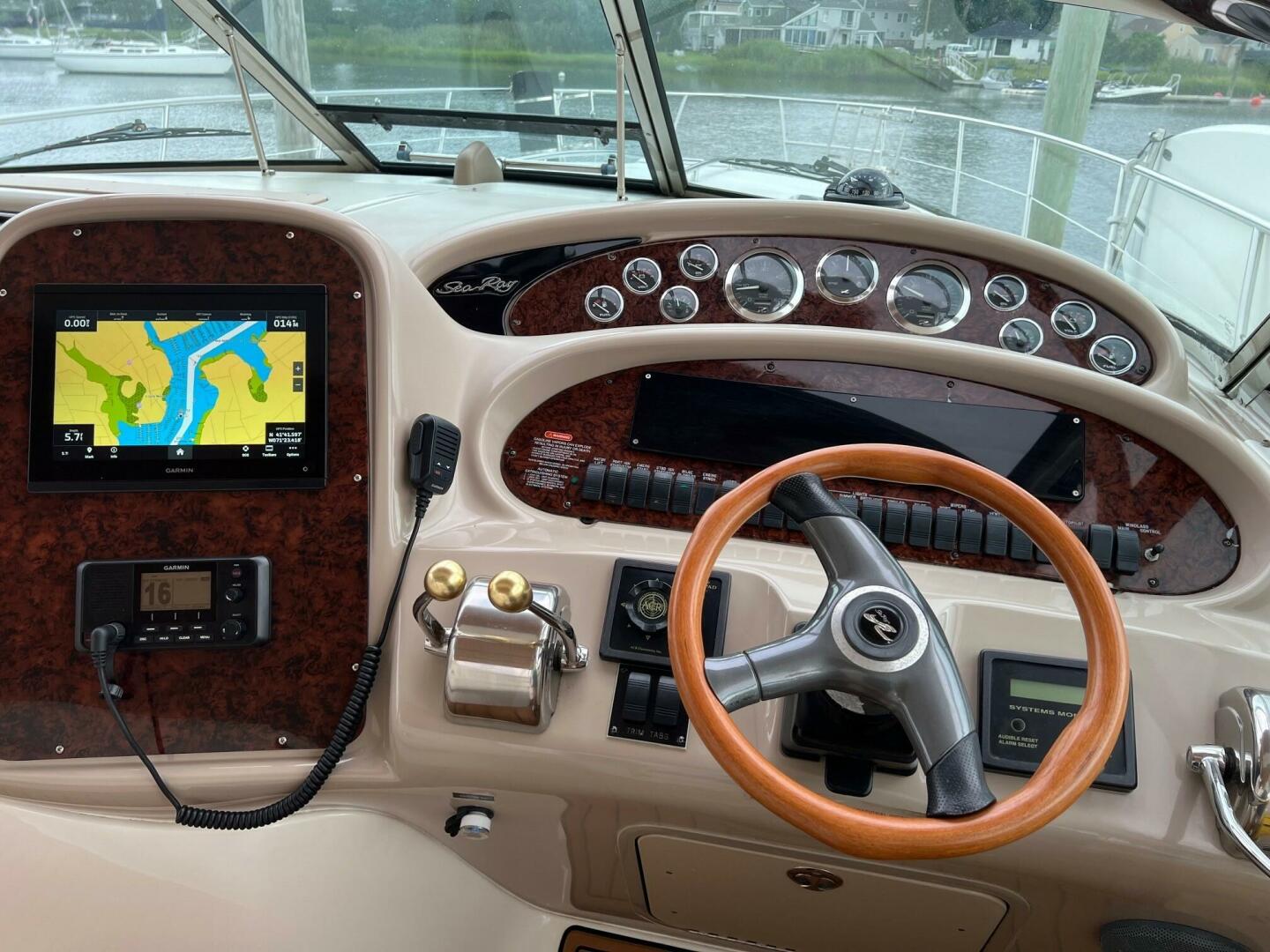 Slide: The Image of Sea Ray 380 Sundancer 2002 - 4714805