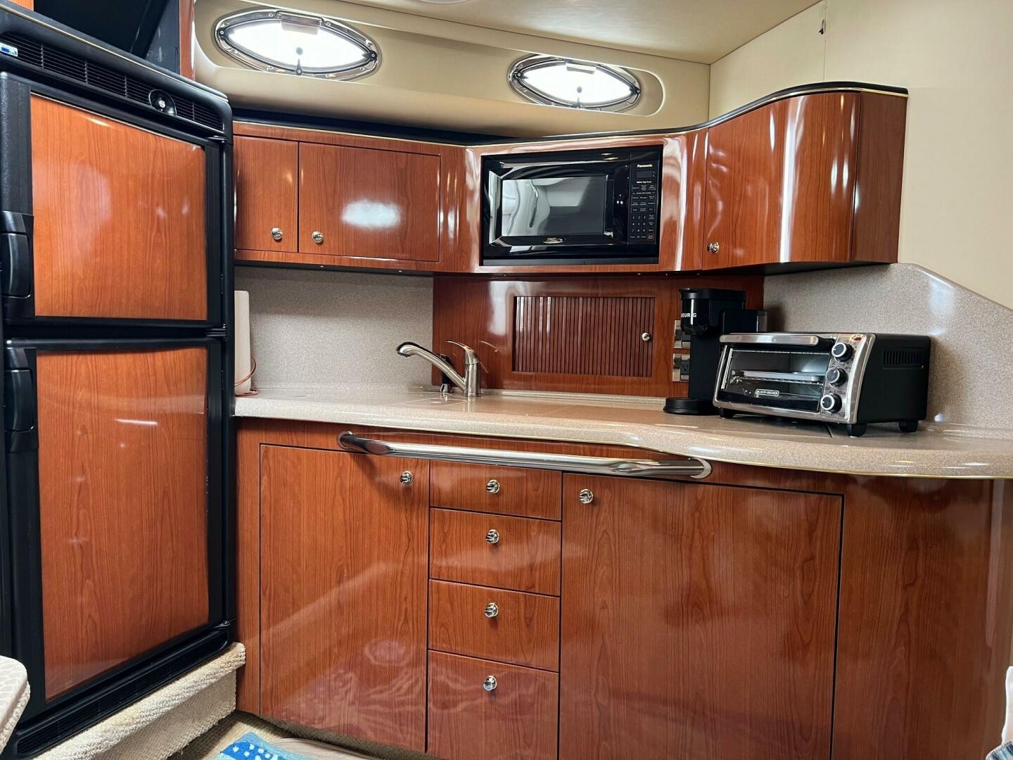 Slide: The Image of Sea Ray 380 Sundancer 2002 - 4714808