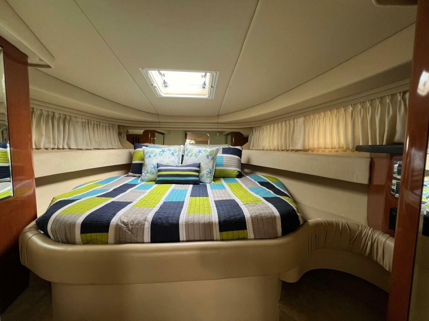 Slide: The Image of Sea Ray 380 Sundancer 2002 - 4726363