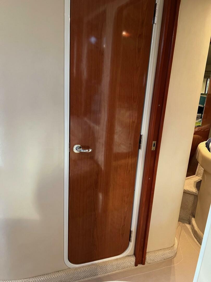 Slide: The Image of Sea Ray 380 Sundancer 2002 - 4726358
