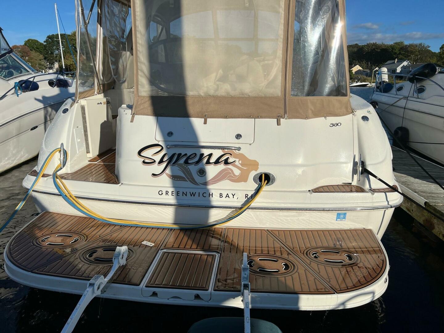 Slide: The Image of Sea Ray 380 Sundancer 2002 - 4726361