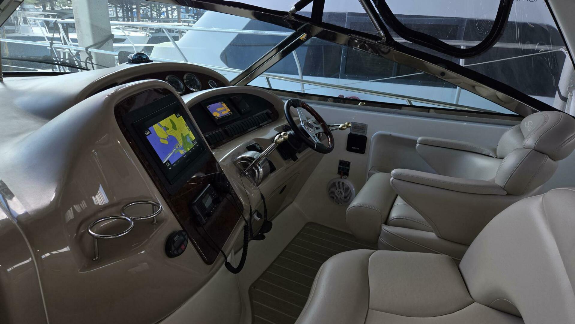 Slide: The Image of Sea Ray 380 Sundancer 2004 - 5342139