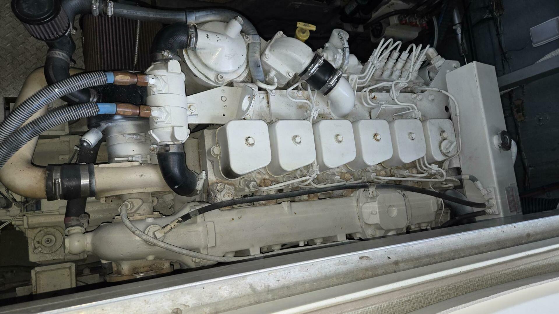Slide: The Image of Sea Ray 380 Sundancer 2004 - 5342147