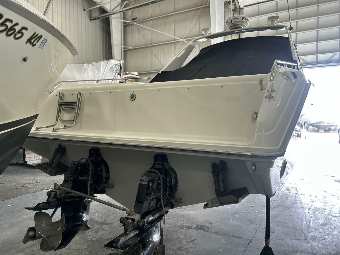 Slide: The Image of Sea Ray 38 SS 1995 - 5150324