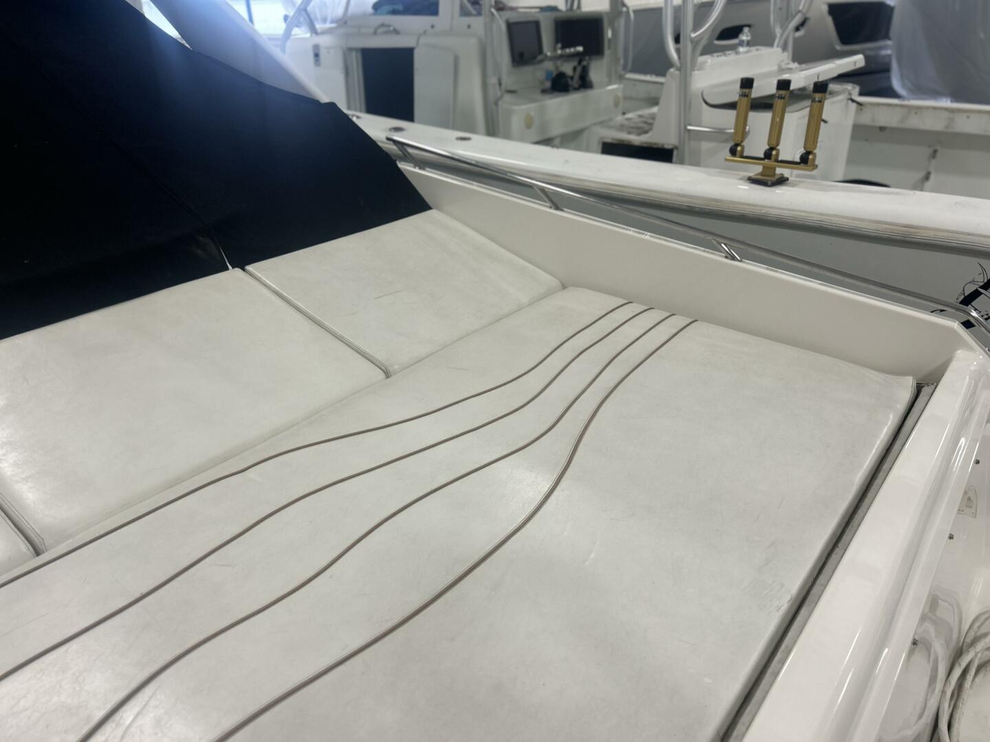 Slide: The Image of Sea Ray 38 SS 1995 - 5150377