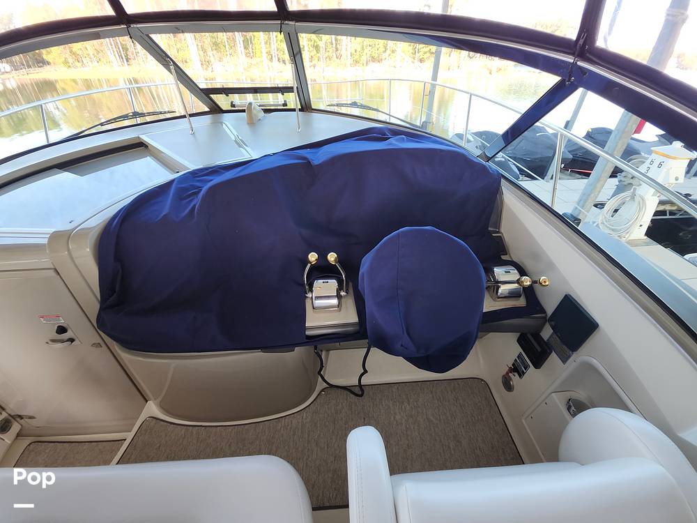 Slide: The Image of Sea Ray 38 Sundancer 2006 - 130