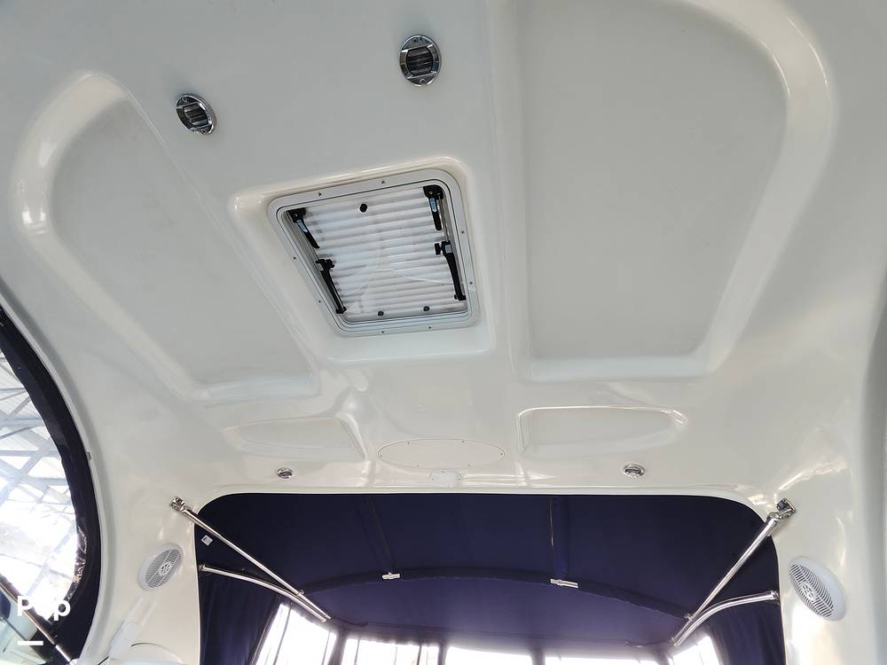 Slide: The Image of Sea Ray 38 Sundancer 2006 - 139