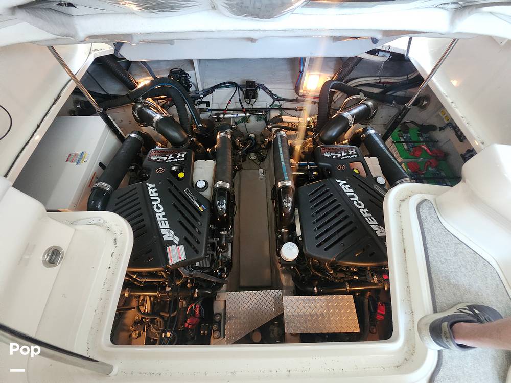 Slide: The Image of Sea Ray 38 Sundancer 2006 - 14