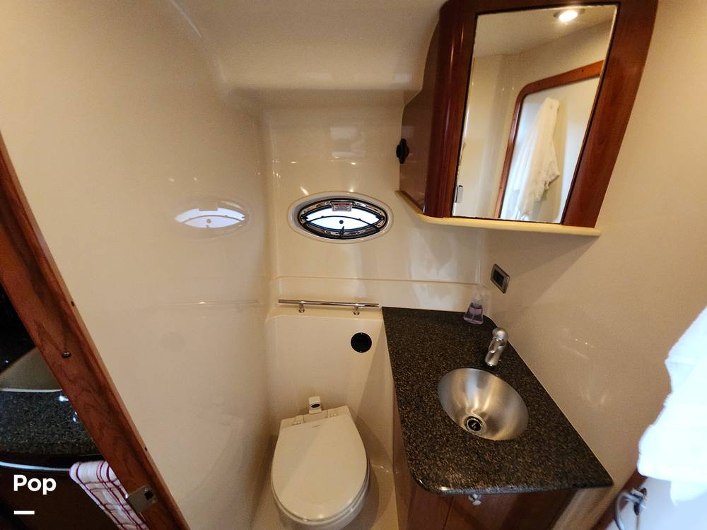 Slide: The Image of Sea Ray 38 Sundancer 2006 - 146