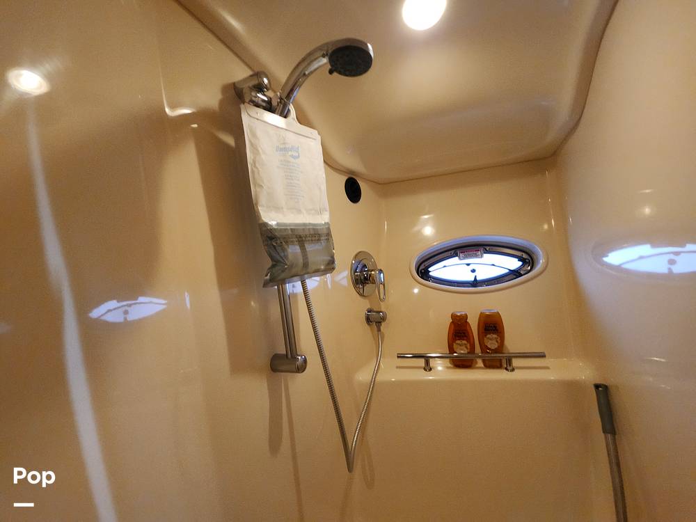 Slide: The Image of Sea Ray 38 Sundancer 2006 - 147