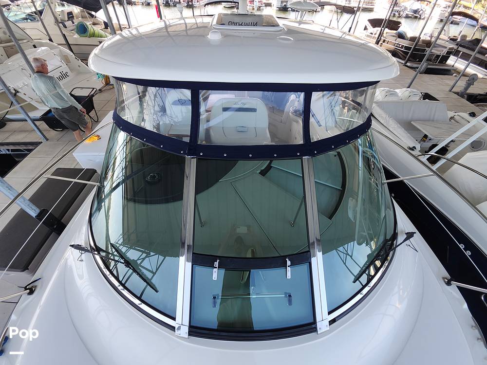 Slide: The Image of Sea Ray 38 Sundancer 2006 - 15