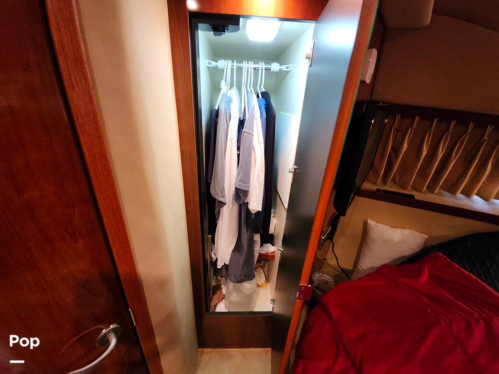 Slide: The Image of Sea Ray 38 Sundancer 2006 - 152