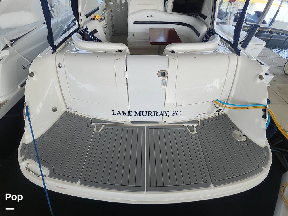 Slide: The Image of Sea Ray 38 Sundancer 2006 - 16
