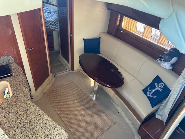 Slide: The Image of Sea Ray 38 Sundancer 2006 - 24