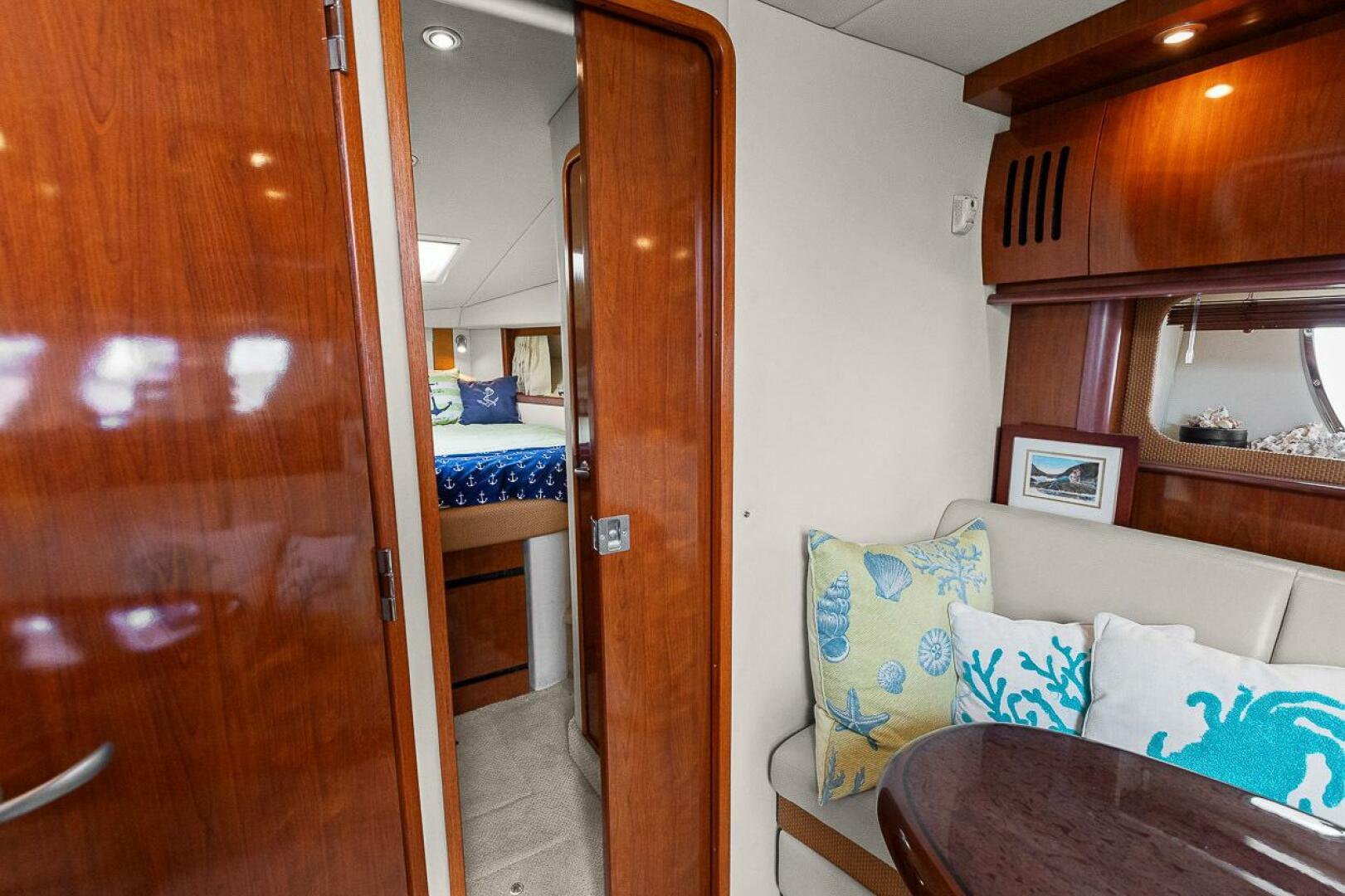 Slide: The Image of Sea Ray 38 Sundancer 2006 - 5458799