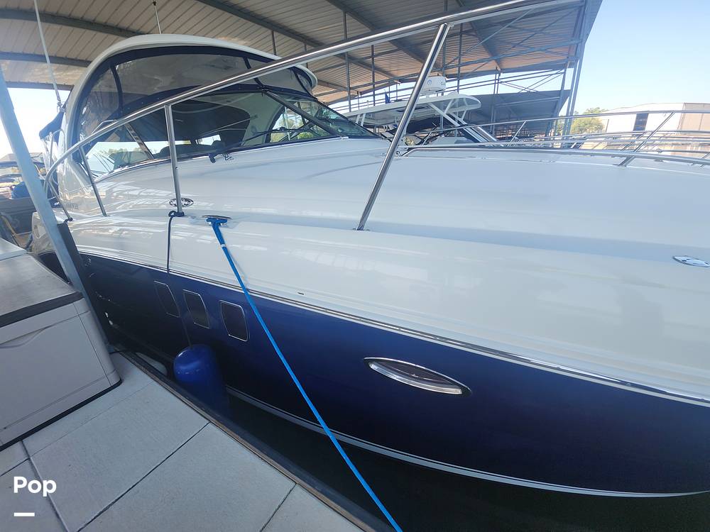 Slide: The Image of Sea Ray 38 Sundancer 2006 - 27